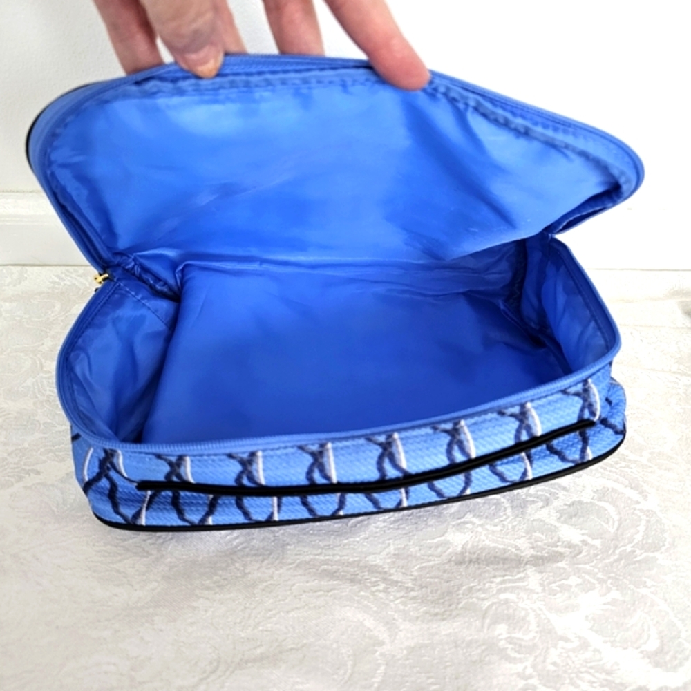 Estee Lauder Top Handle Cosmetic Bag/Organizer and Unbranded Butterfly W… - Picture 9 of 11